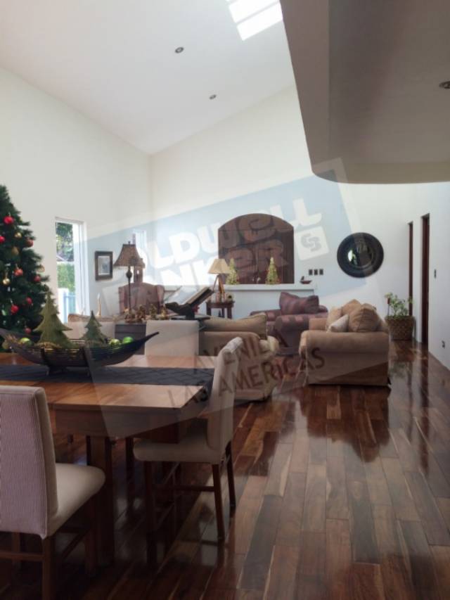Casa en Venta, Fraijanes.  Cerca de UNIS - Miniatura 2