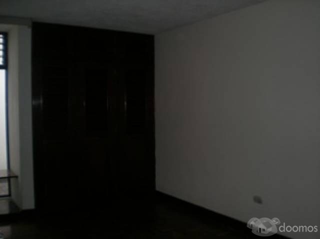 Casa en Alquiler en zona 15 - Miniatura 9