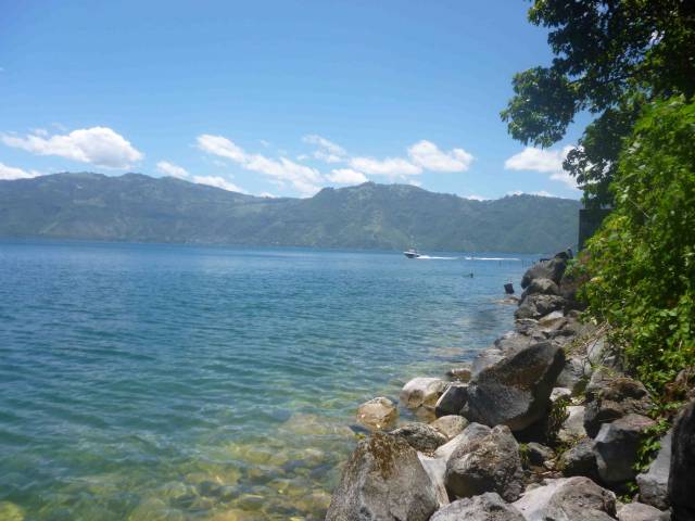 REMATO TERRENO ORILLA DEL LAGO DE ATITLAN - Miniatura 8