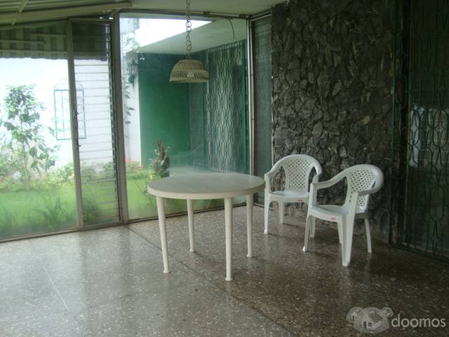 VENDO CASA ZONA 13 - Miniatura 3