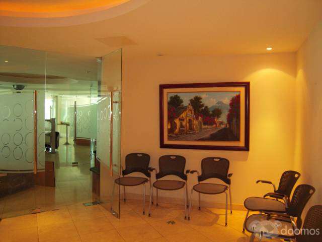 VENTA OFICINA COMERCIAL AV. REFORMA ZONA 10