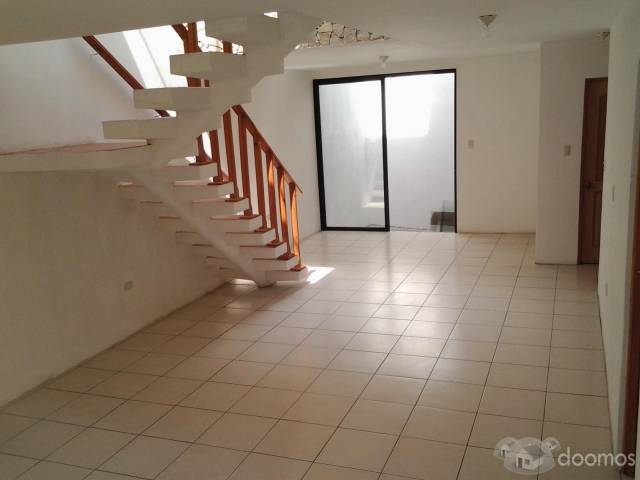 Casa nueva en Pinares de San Crsitobal - Image 1