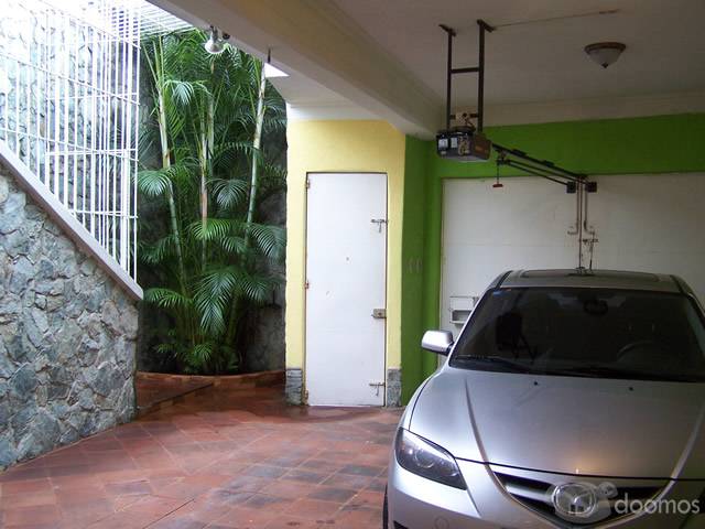 VENDO CASA EN GUATEMALA COLONIA ATLÁNTIDA - Miniatura 2