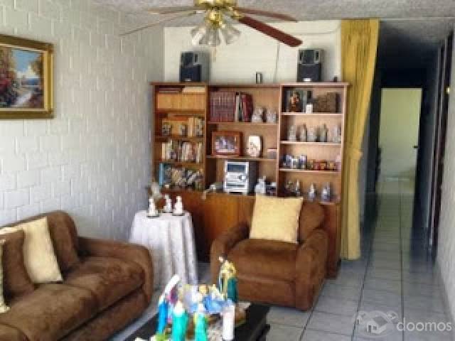 Casa Ubicada en Esquina, Colonia Atlantida - Image 2