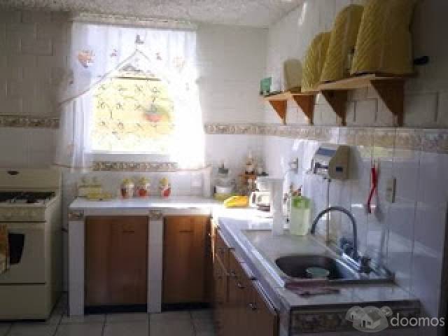 Casa Ubicada en Esquina, Colonia Atlantida - Image 4