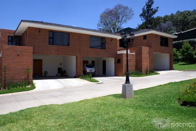 Casa nueva en las Charcas Zona 11