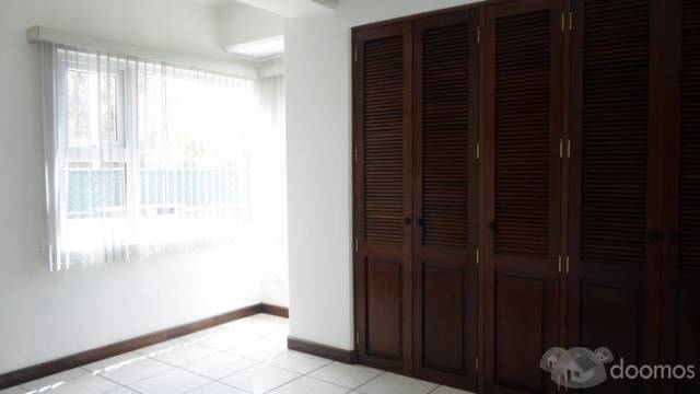 Amplio apartamento en renta en Vista Hermosa 1!! - Image 3