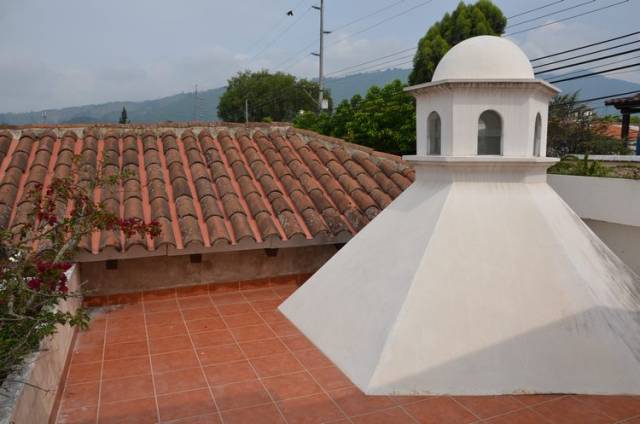 CITYMAX ANTIGUA RENTA CASA EN EL ÁREA DE PANORAMA - Miniatura 6