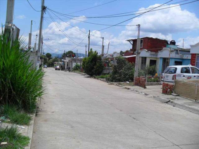 VENDO CASA EN VILLAS DEL MILAGRO, CHINAUTLA - Miniatura 8
