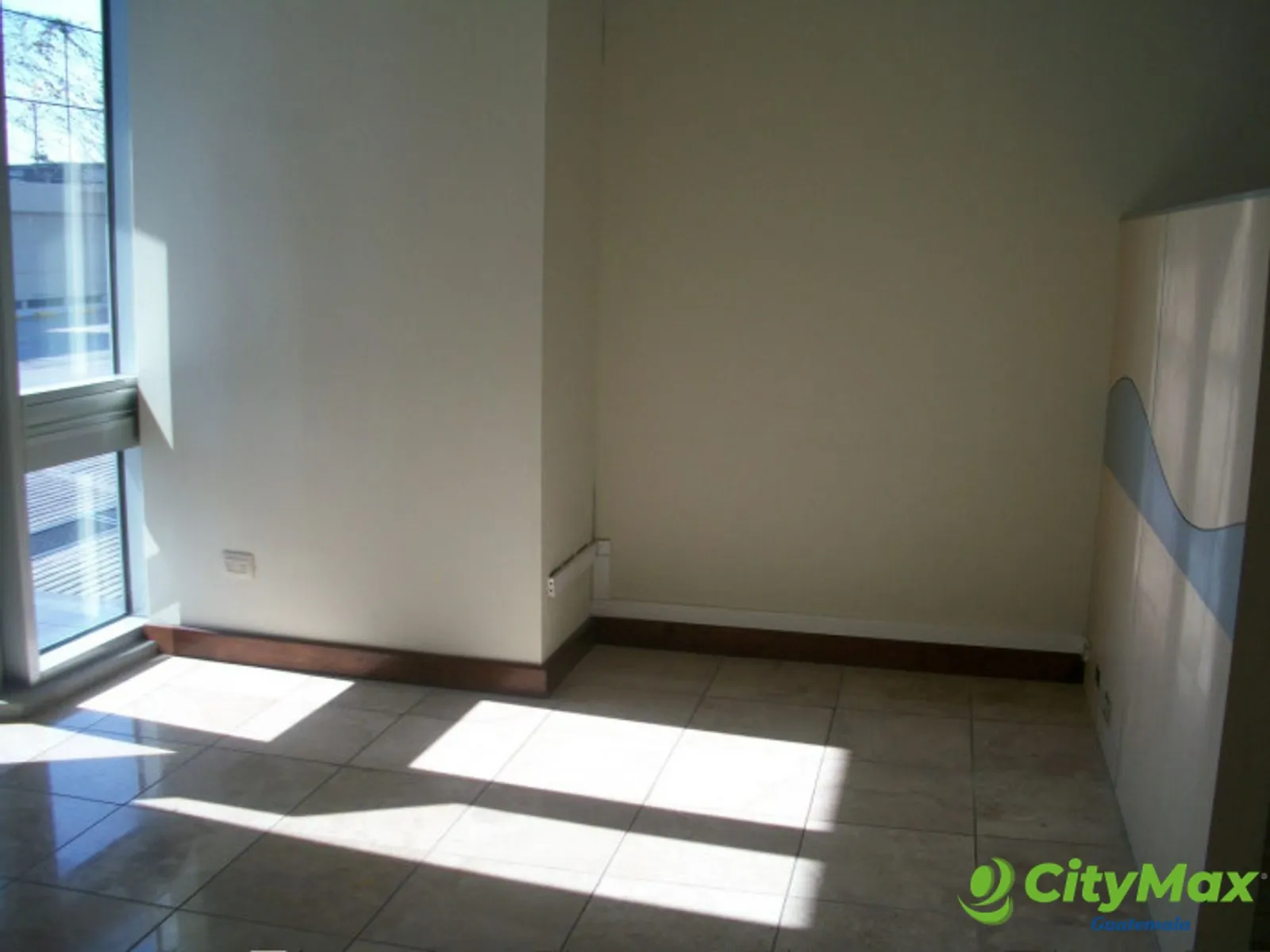 Local Comercial en venta zona 15 Guatemala - Miniatura 7