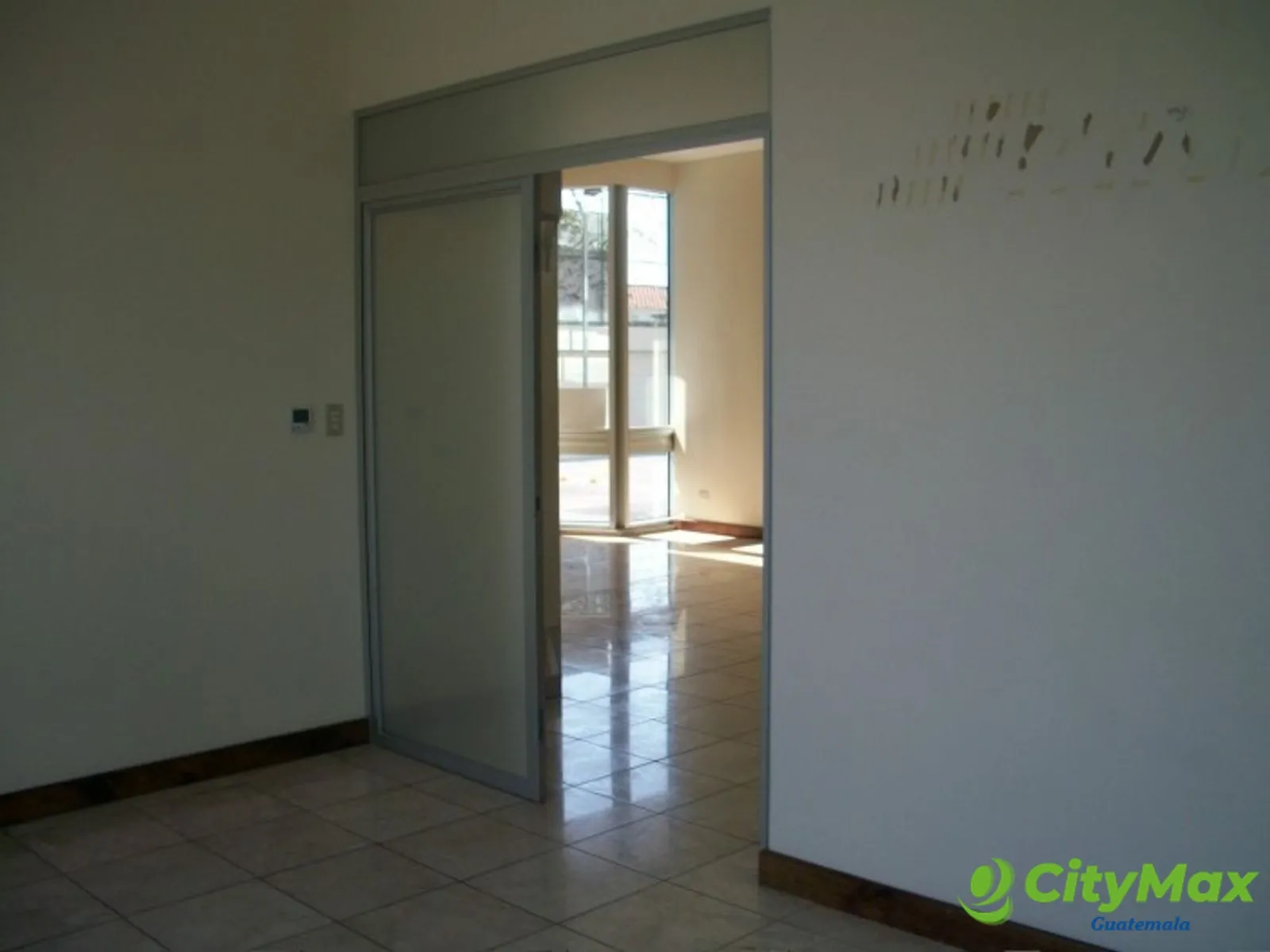 Local Comercial en venta zona 15 Guatemala - Image 3