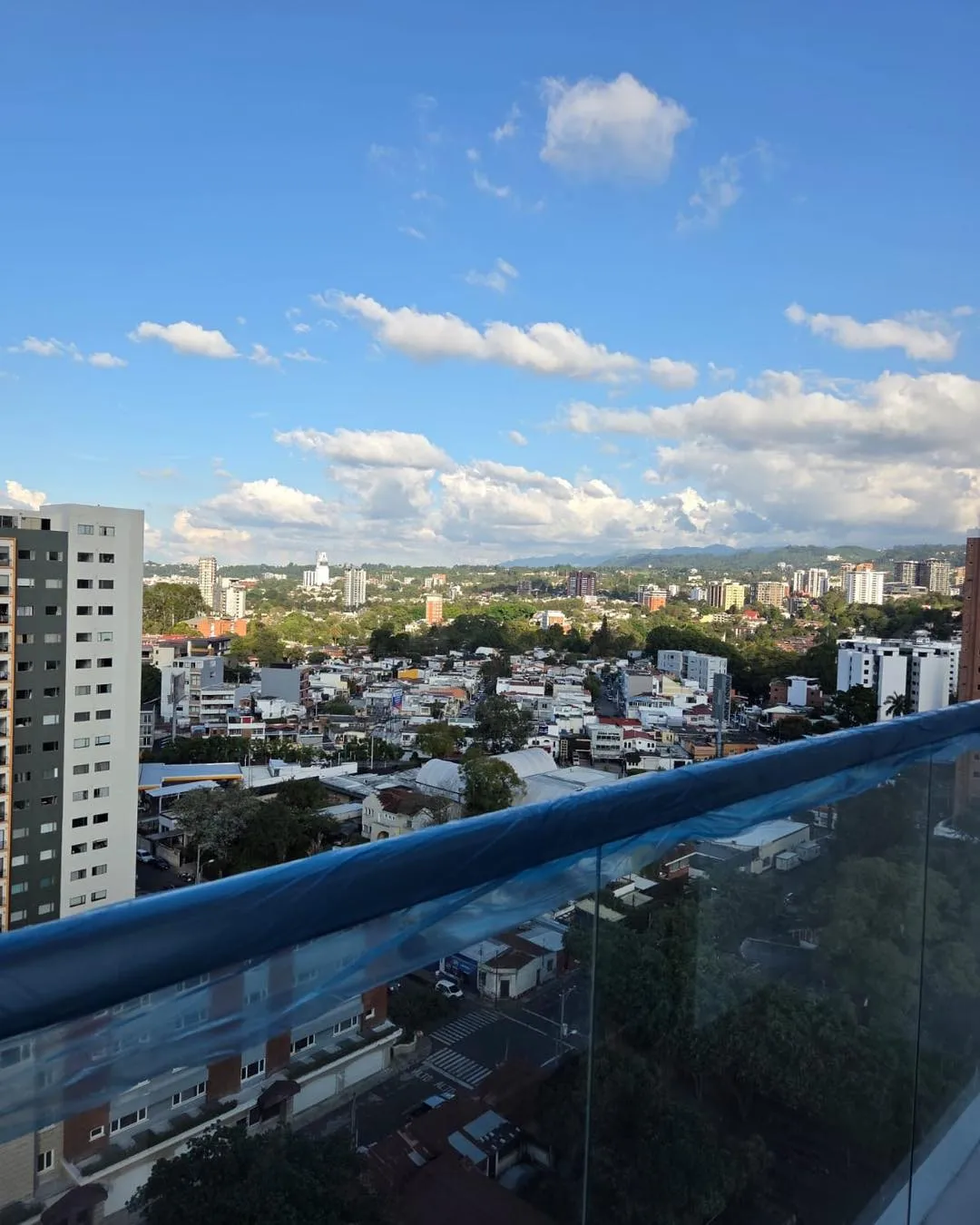Apartamento en Venta, Neo 2, zona 10 Guatemala - Image 5