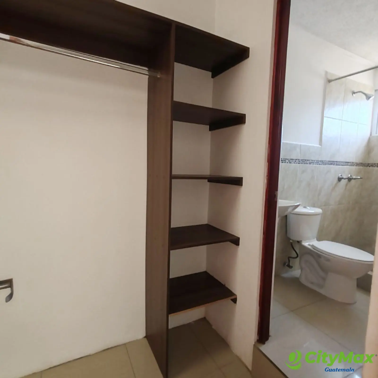 Casa en venta hacienda real zona 16 - Miniatura 8