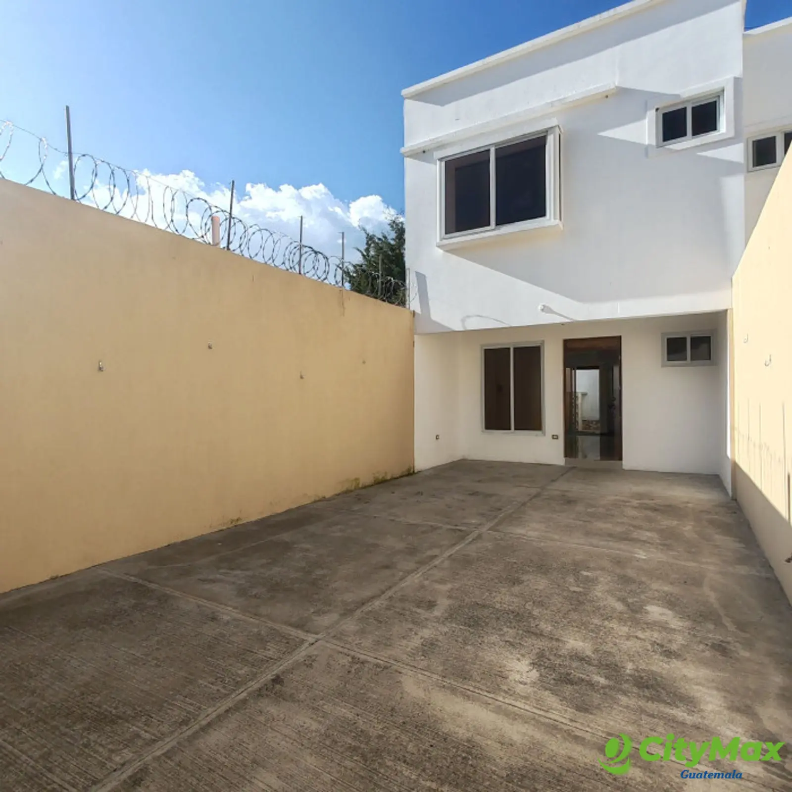 Casa en venta hacienda real zona 16 - Image 3