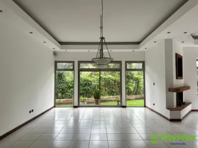 CASA EN VENTA ZONA 16