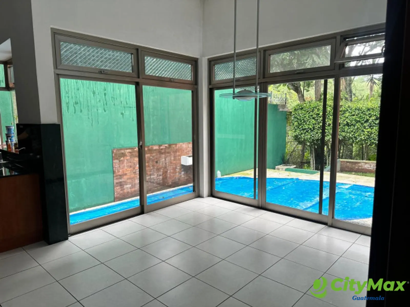 CASA EN VENTA ZONA 16 - 8