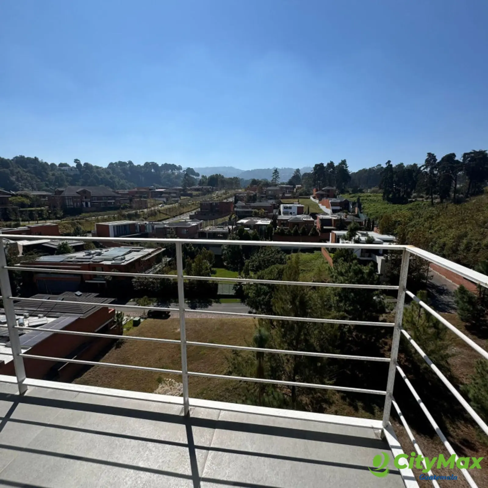 VENTA Y RENTA APARTAMENTO ZONA 16 - 4