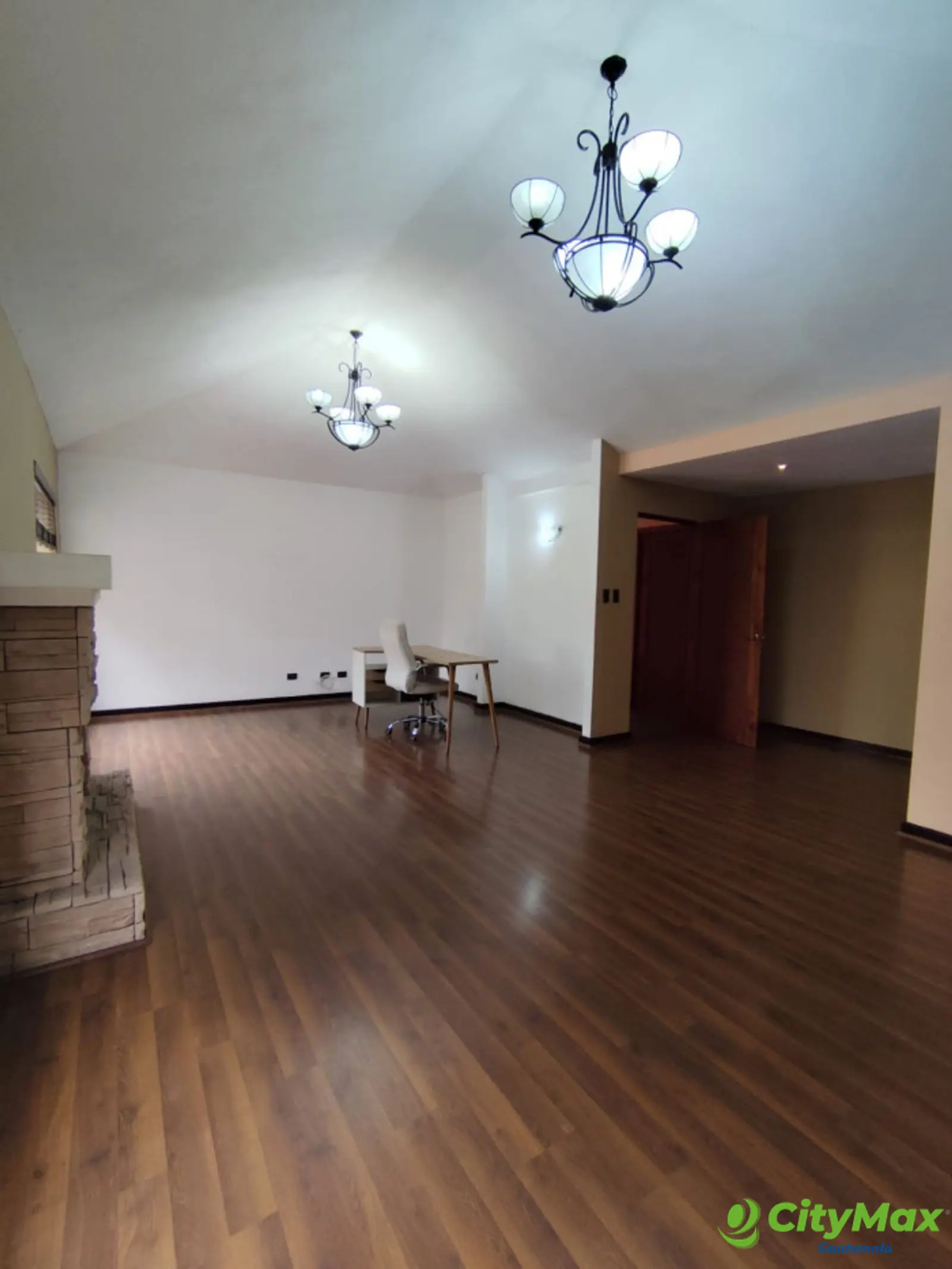 CASA EN RENTA SAN CRISTOBAL ZONA 8 MIXCO - Miniatura 17