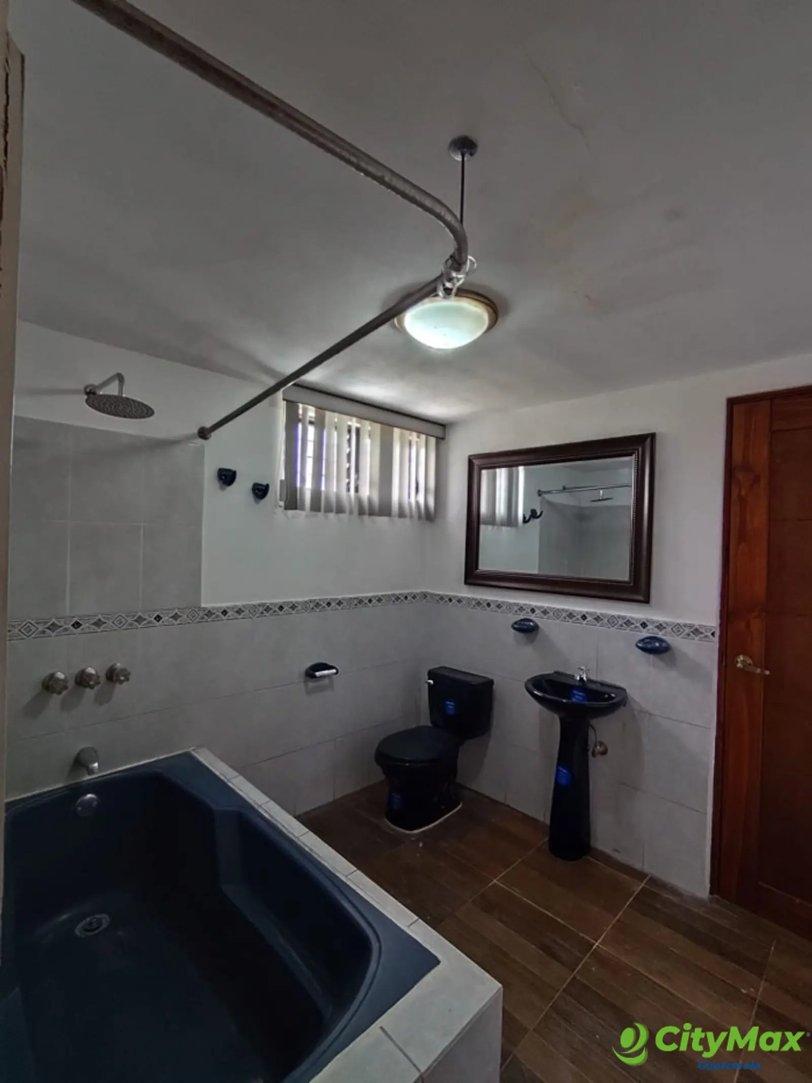 CASA EN RENTA SAN CRISTOBAL ZONA 8 MIXCO - Miniatura 13