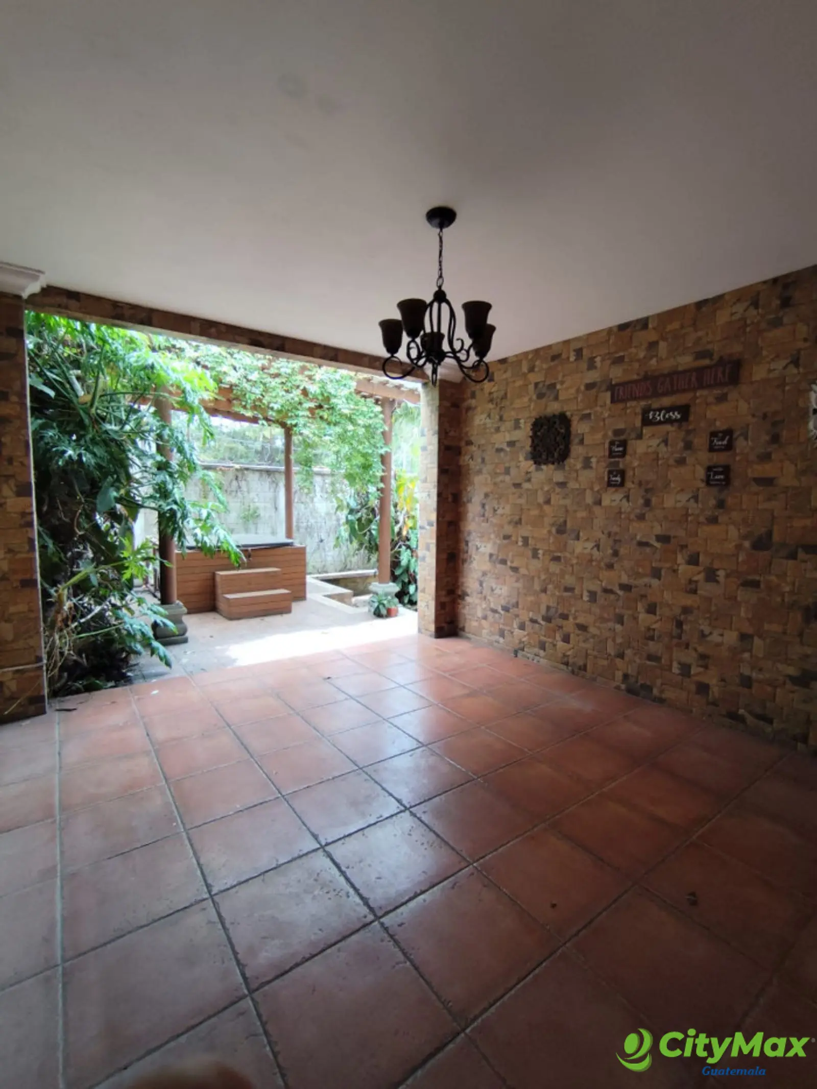 CASA EN RENTA SAN CRISTOBAL ZONA 8 MIXCO - Miniatura 8
