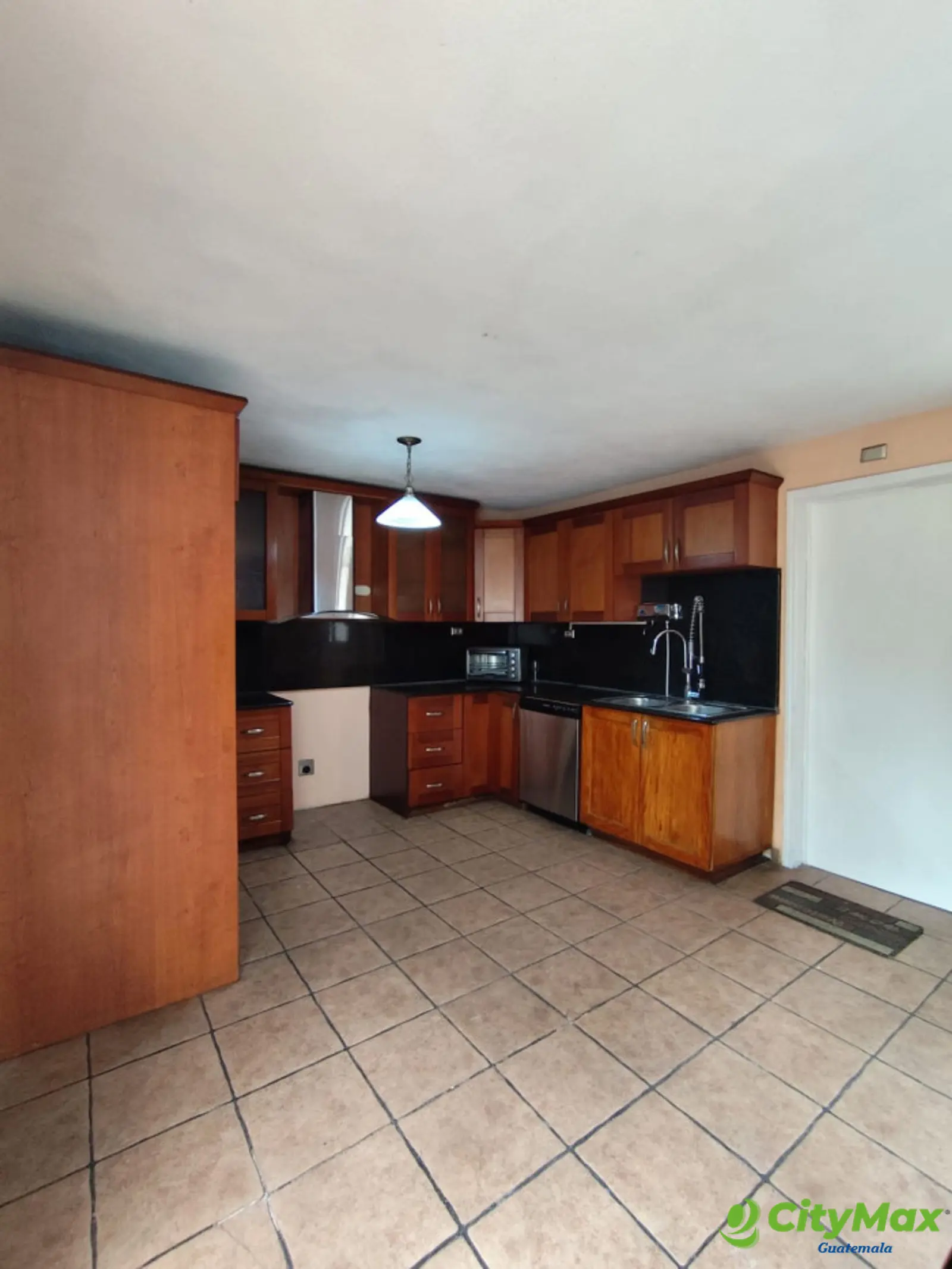 CASA EN RENTA SAN CRISTOBAL ZONA 8 MIXCO - Miniatura 7