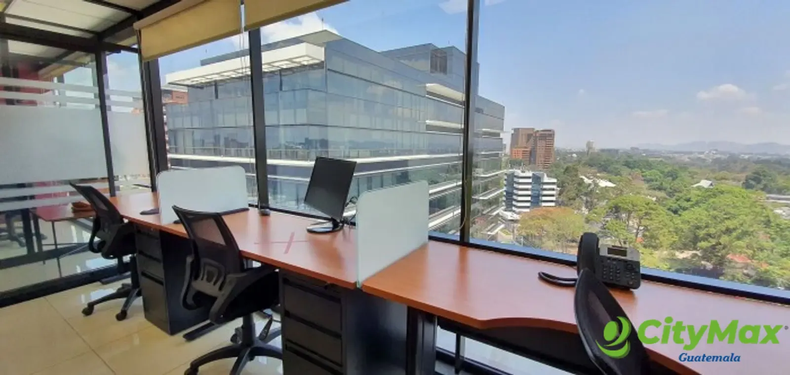 OFICINA EN VENTA ZONA 10 - 3