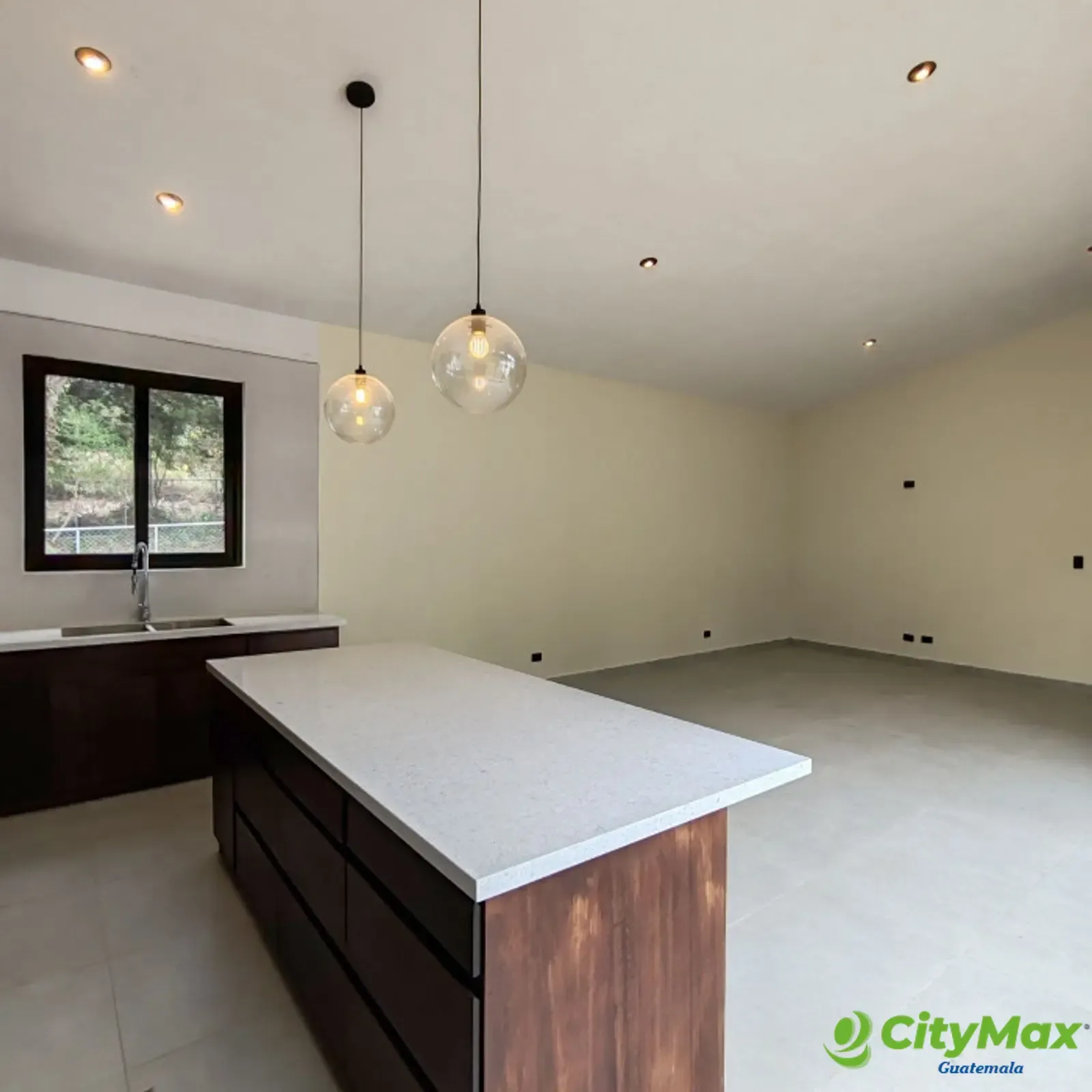 CASA EN VENTAS SAN LUCAS SACATEPEQUEZ — foto 3